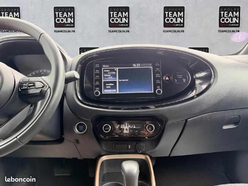 Toyota Aygo X 1.0 VVT-i 72ch Design S-CVT MY23 (image 17)