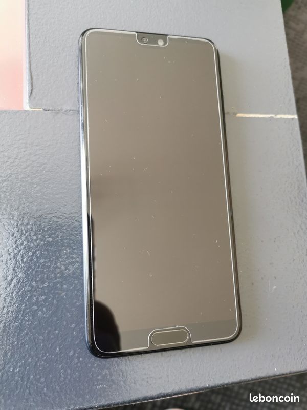 Huawei P20 (image 1)