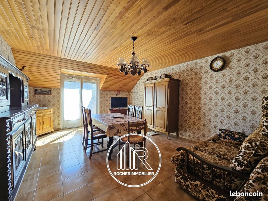 Appartement 3 pièces 77 m² · à Marvejols · 77 m² · 105 000 €