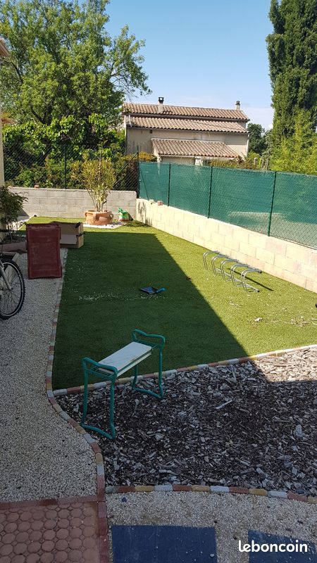 Maison de qualité avec piscine privative (image 10)