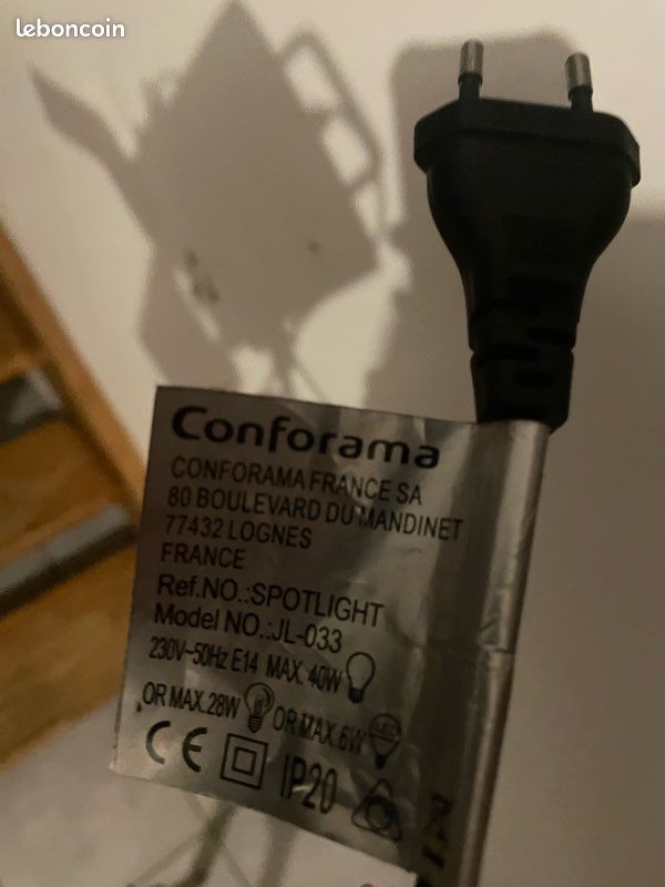 Lampe sur trépied Conforama JL-033 (image 4)