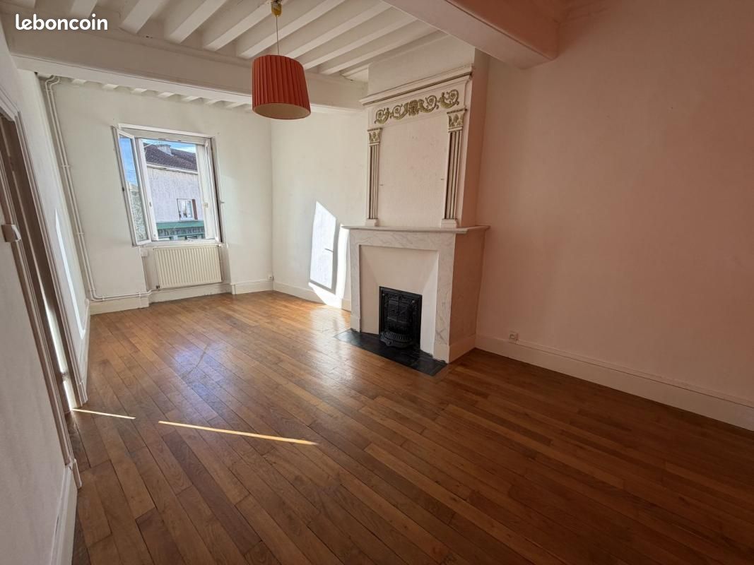 Appartement 3 pièces 70 m² · à Chalamont · 70 m² · 148 000 €