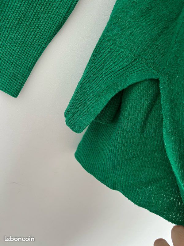 Pull long col V femme (image 5)
