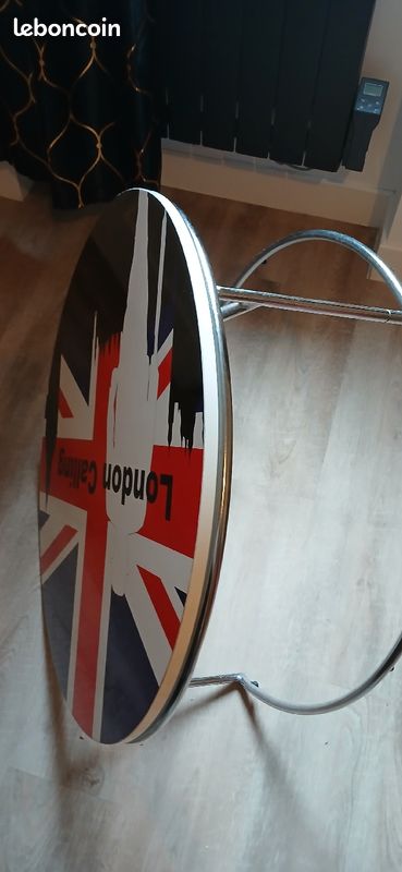 Table (image 1)