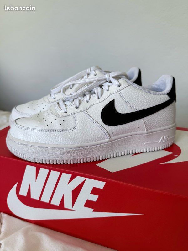 Courir Nike Air Force One Noir Blanc Nike Air Force Noir Et Blanc