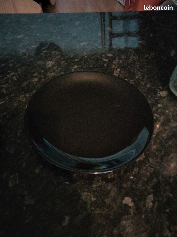 Assiettes Ikea noir (image 6)