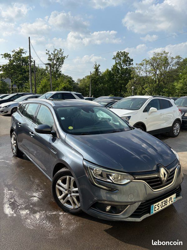 Renault Megane IV Estate 1.5 DCi 110. Boîte auto (image 2)