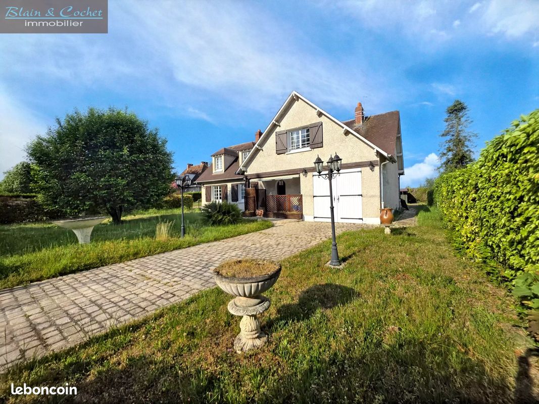 Maison 6 pièces 137 m² · à Amilly · 137 m² · 229 000 €