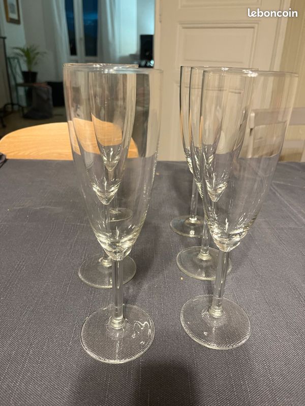 Flûtes pour Champagne ou Crémant (image 1)