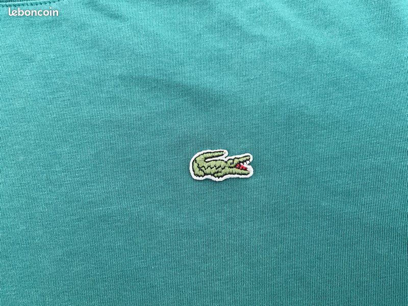T shirt (image 2)