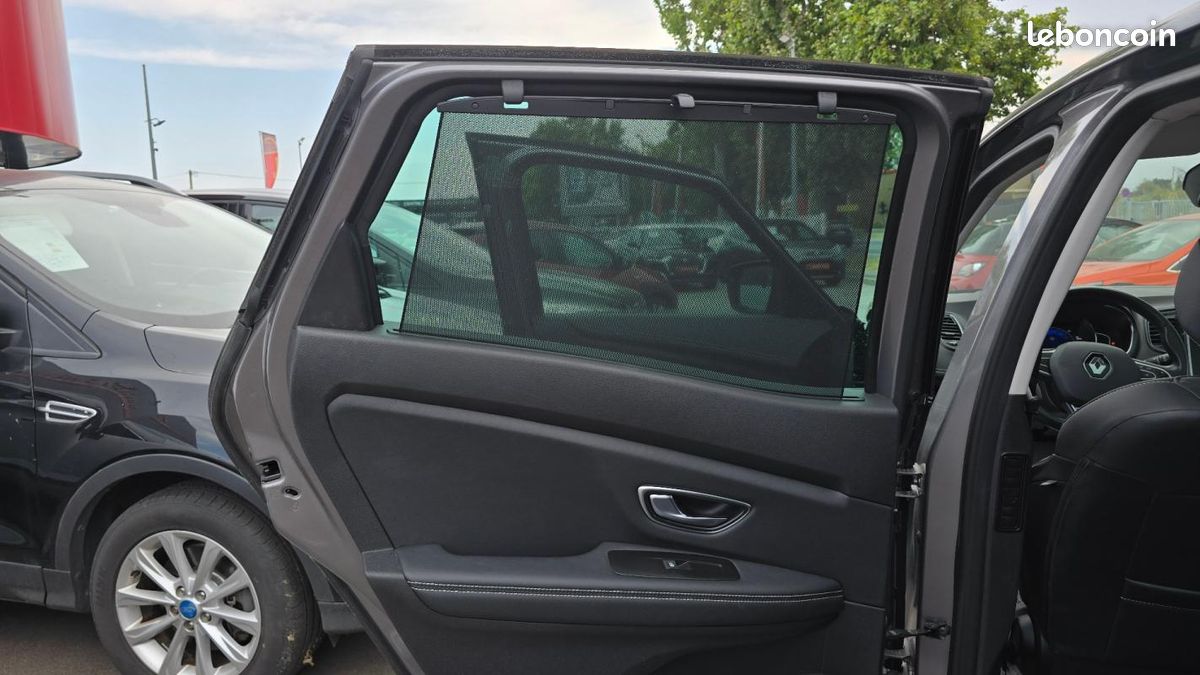 Renault Scénic IV Business Intens (image 24)