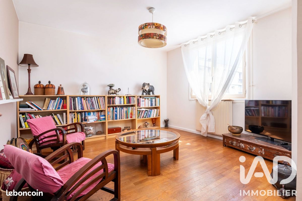 Appartement 3 pièces 79 m² · à Bron · 79 m² · 215 000 €