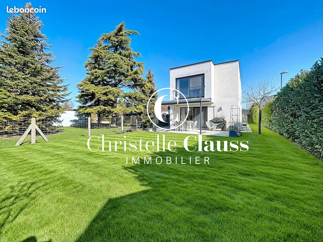 Maison 6 pièces 150 m² · à Village-Neuf · 150 m² · 680 000 €