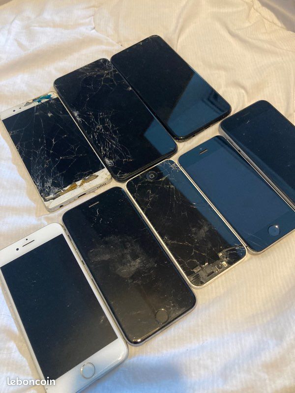 Lot vieux téléphones (iphone) (image 3)