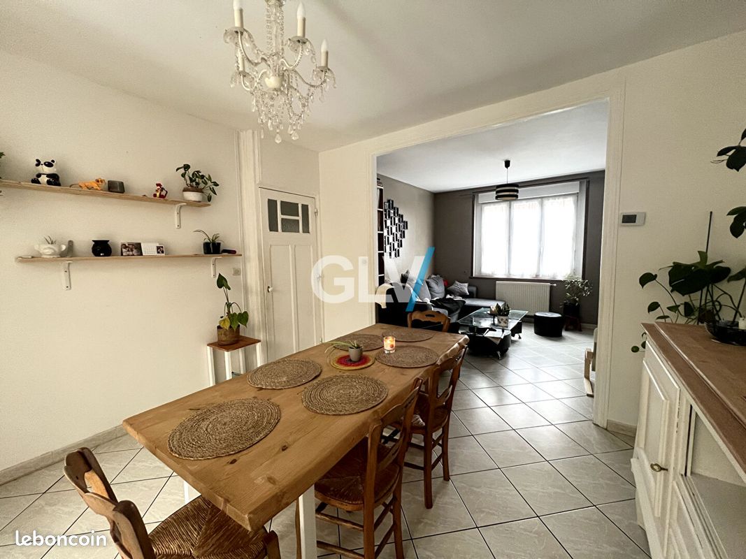 Maison 6 pièces 105 m² · à Lille · 105 m² · 299 000 €