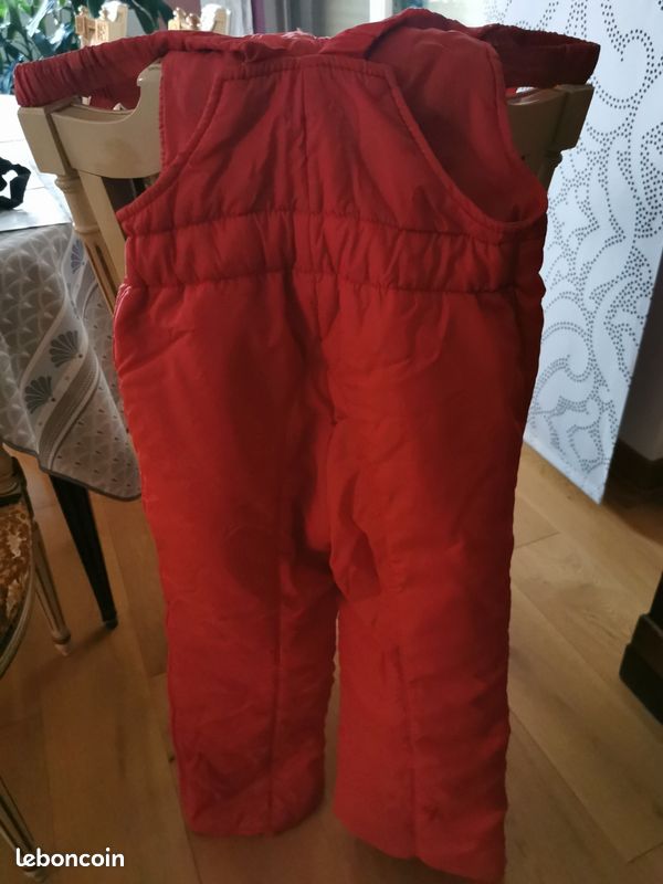 Salopette de ski rouge (image 1)