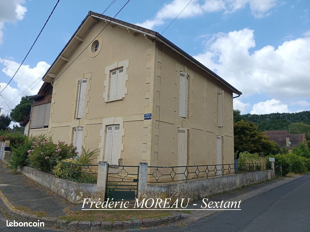 Immeuble 192 m² · à Lalinde · 192 m² · 220 500 €