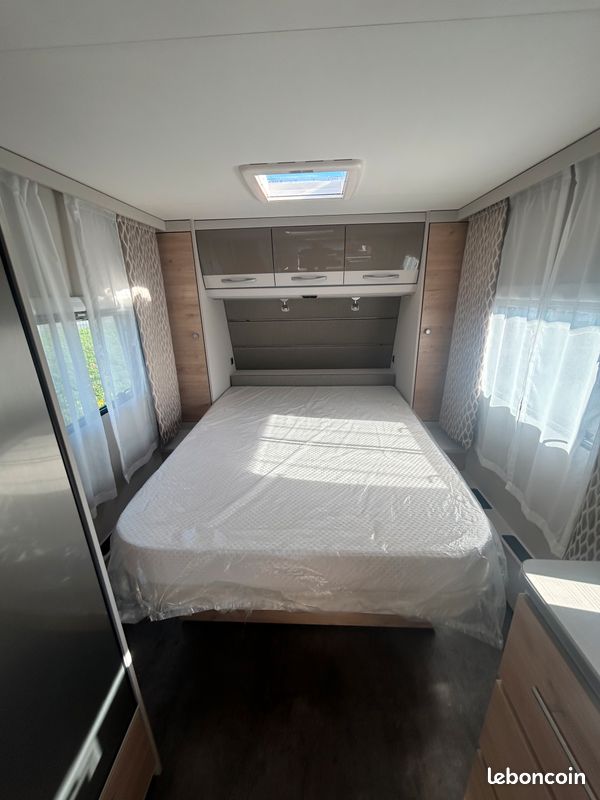 Caravane Dethleffs Nomad 530DR (image 5)