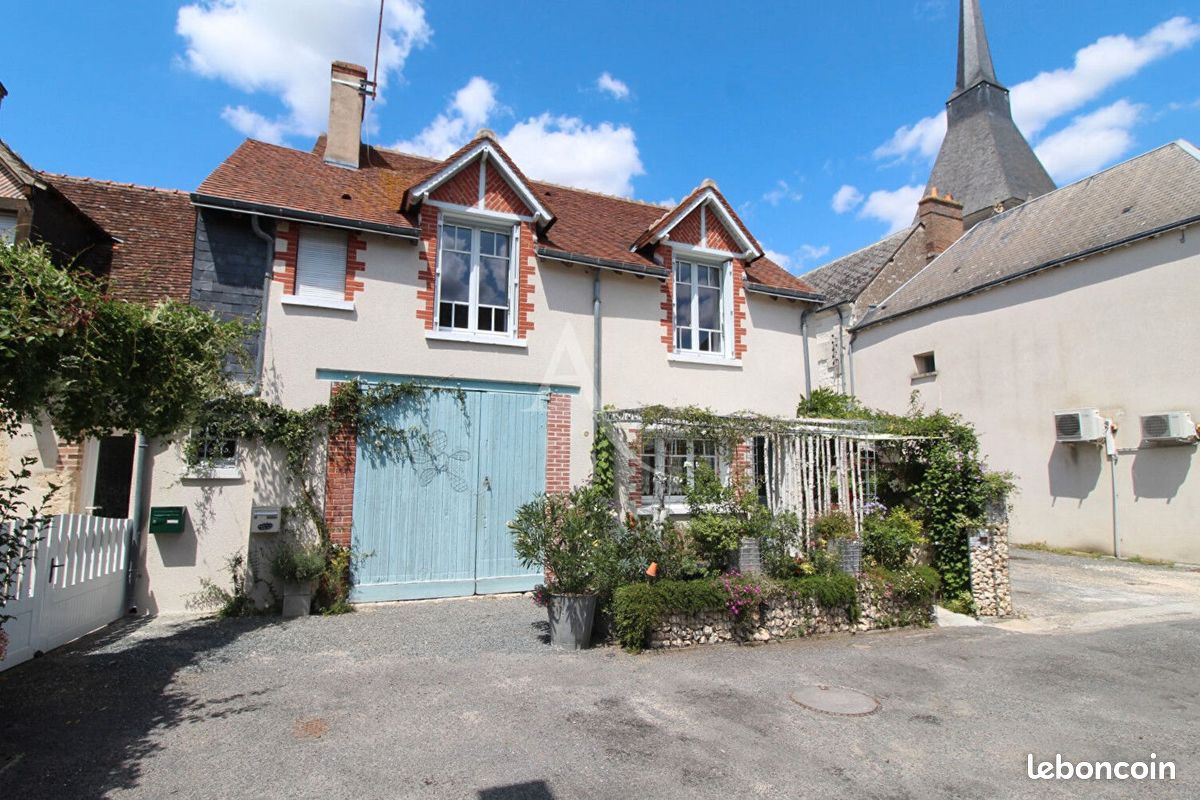Appartement 1 pièce 23 m² · à Veuzain-sur-Loire · 23 m² · 345 €
