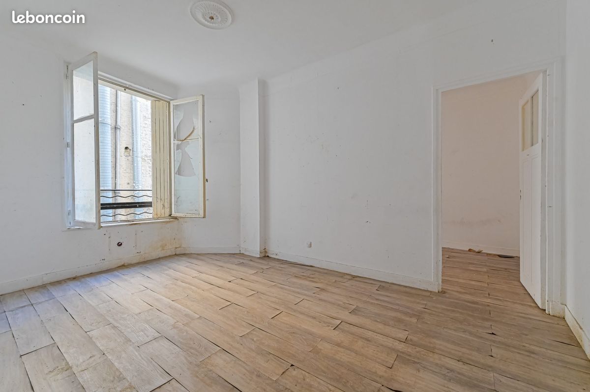 Appartement 2 pièces 41 m² · à Paris · 41 m² · 295 000 €