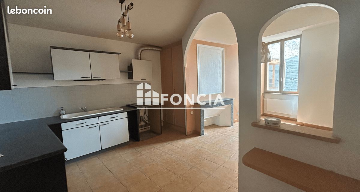 Appartement 2 pièces 47 m² · à Mane · 47 m² · 512 €/mois