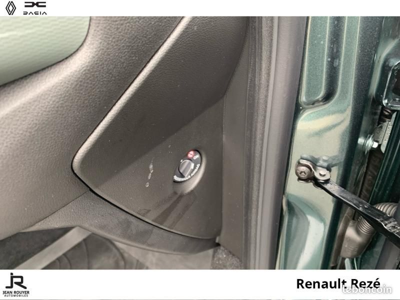 Dacia Bigster 1.8 hybrid 155ch Extreme (image 30)