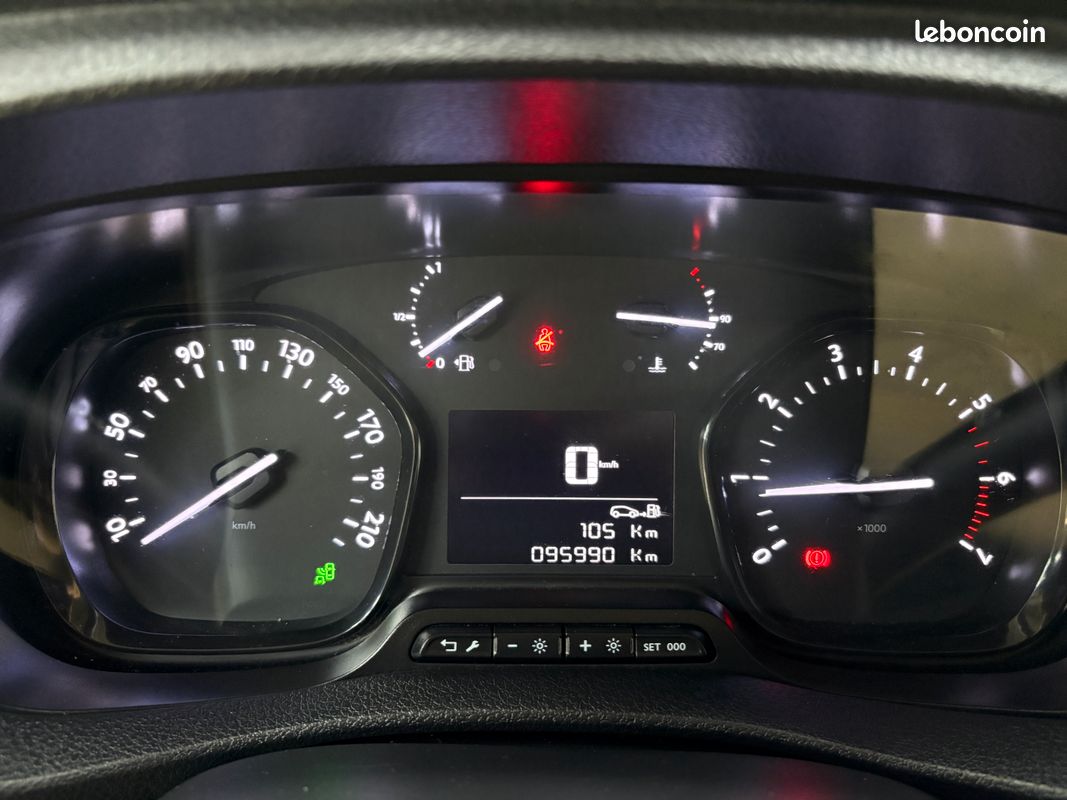CITROËN JUMPY XL 2.0L HDi 122ch Double Cabine Superbe Etat 95.990km (image 15)
