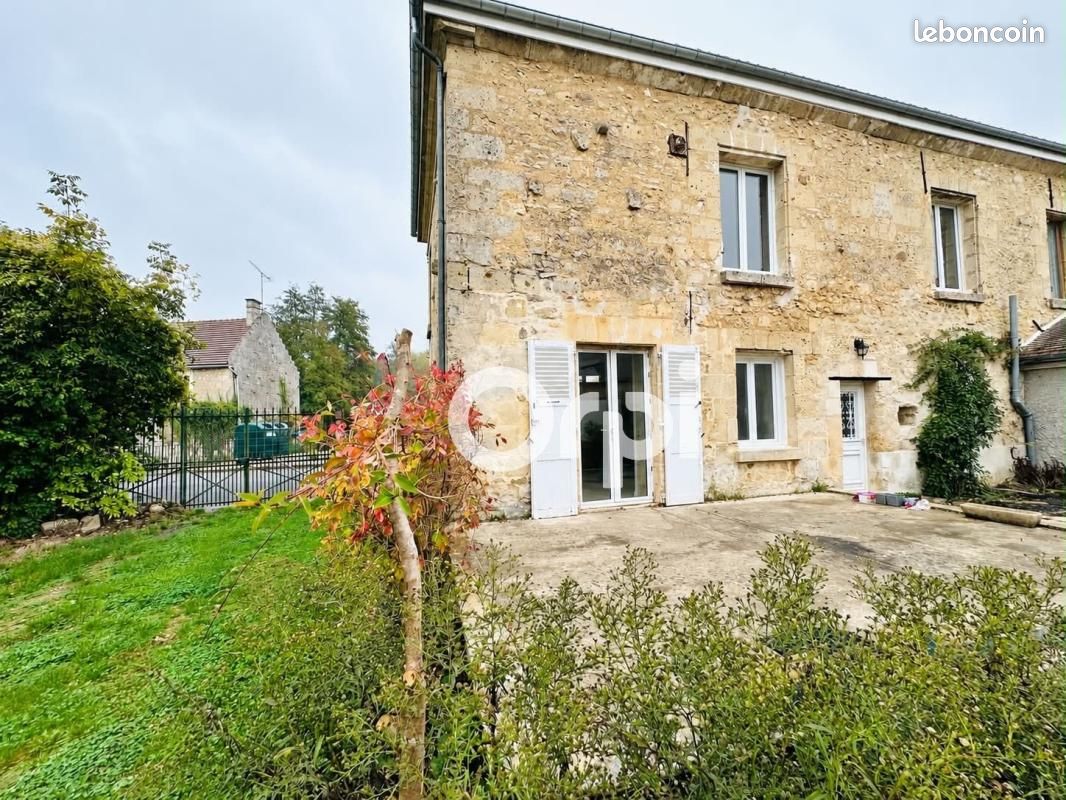 Maison 5 pièces 128 m² · à Chacrise · 128 m² · 800 €/mois