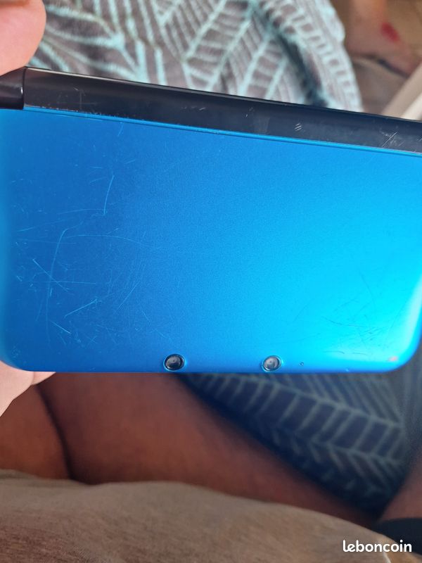 3ds xl (image 1)