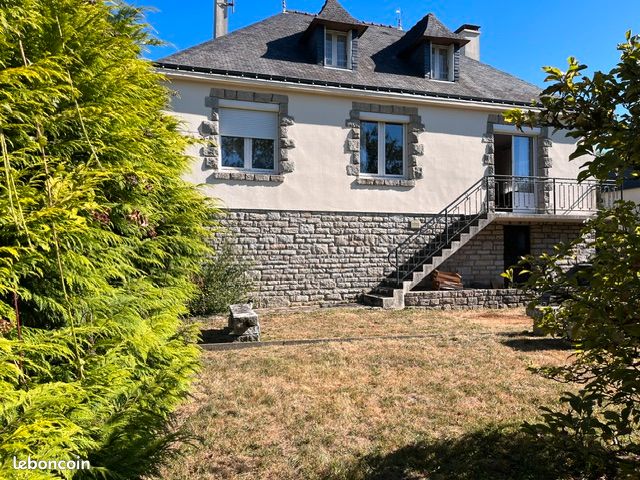 Maison 6 pièces 114 m² · à La Vraie-Croix · 114 m² · 250 000 €