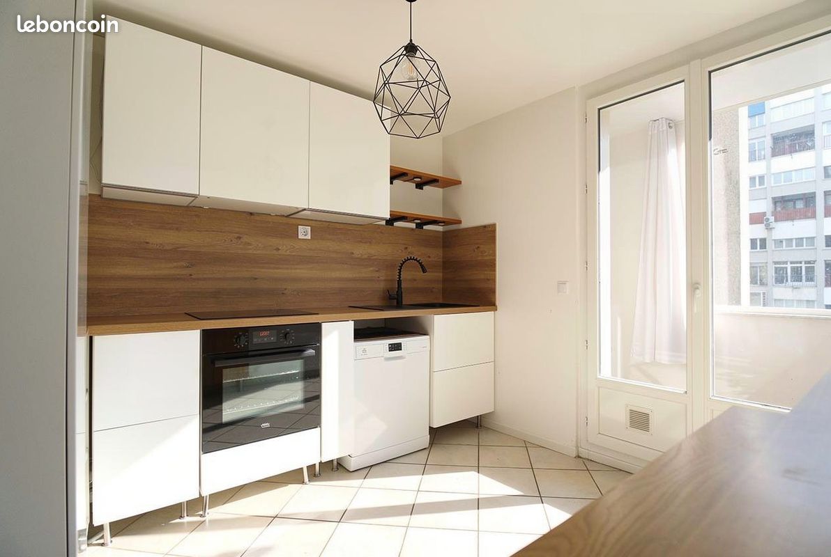 Appartement 3 pièces 55 m² · à Échirolles · 55 m² · 135 000 €
