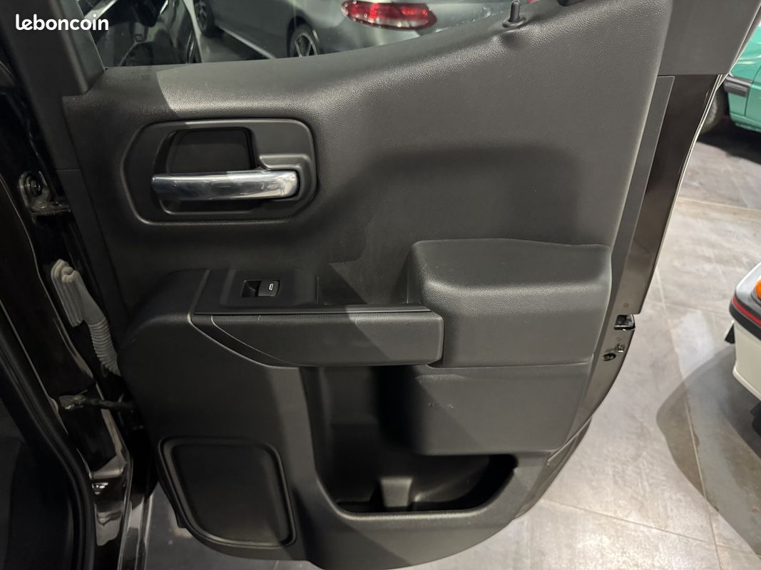 Gmc GMC SIERRA 4.3 V6 01/2019 24500 KM 6 PLACES PAS DE TVA PTAC F2 3175KG (image 13)