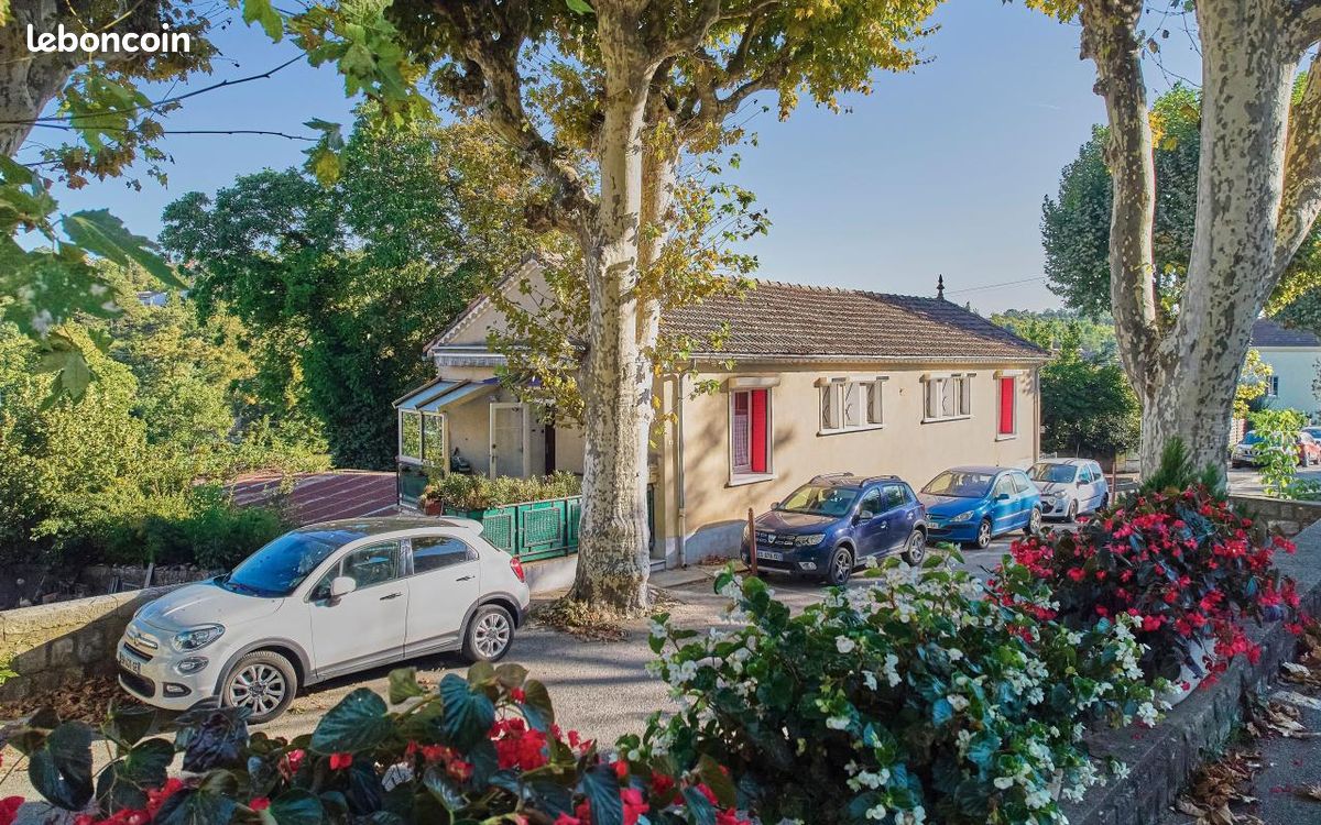Maison 6 pièces 112 m² · à Valensole · 112 m² · 185 000 €