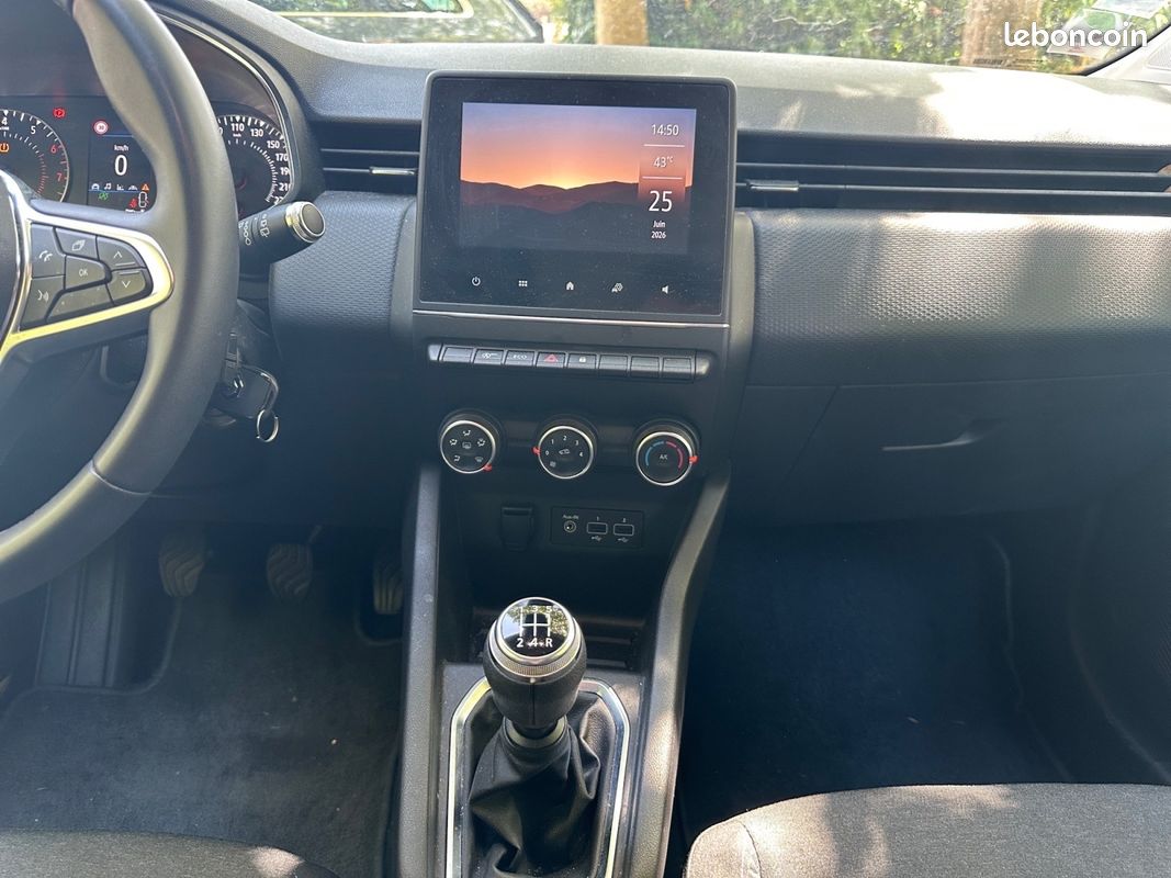 RENAULT CLIO V TCe 100 Business CarPlay (image 11)