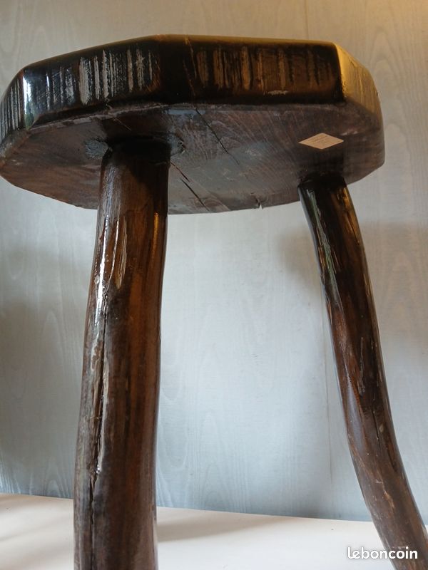 Ancien tabouret traditionnel ASHANTI en bois - Ghana - art africain - Label Emmaüs