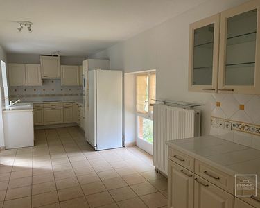 Appartement 495 000 € - 232 m²