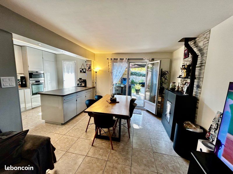 Maison 5 pièces 100 m² · à La Queue-en-Brie · 100 m² · 299 950 €