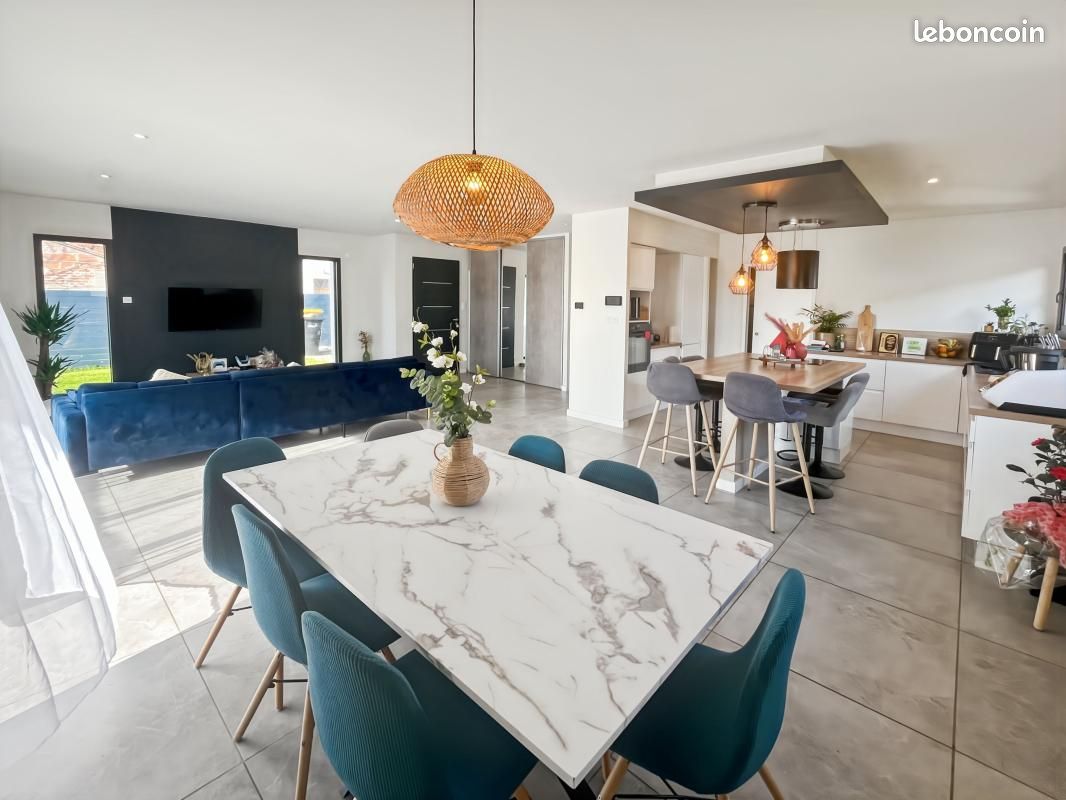 Maison 5 pièces 128 m² · à La Ville-Dieu-du-Temple · 128 m² · 329 000 €