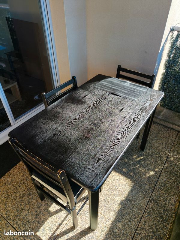 Table de salle à manger en bois noir peint (image 3)