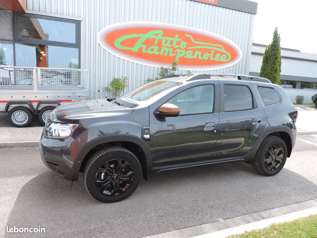 Dacia Duster 1.5 BlueDCI 115cv EXTREME 4X4 / ATTELAGE / CAMERA 360 / PAS DE MALUS (image 6)