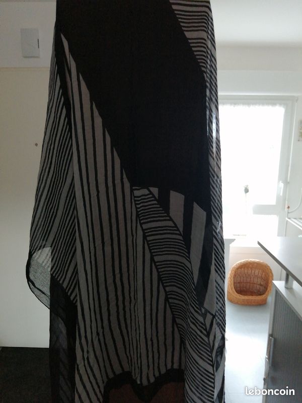 Foulard (image 1)