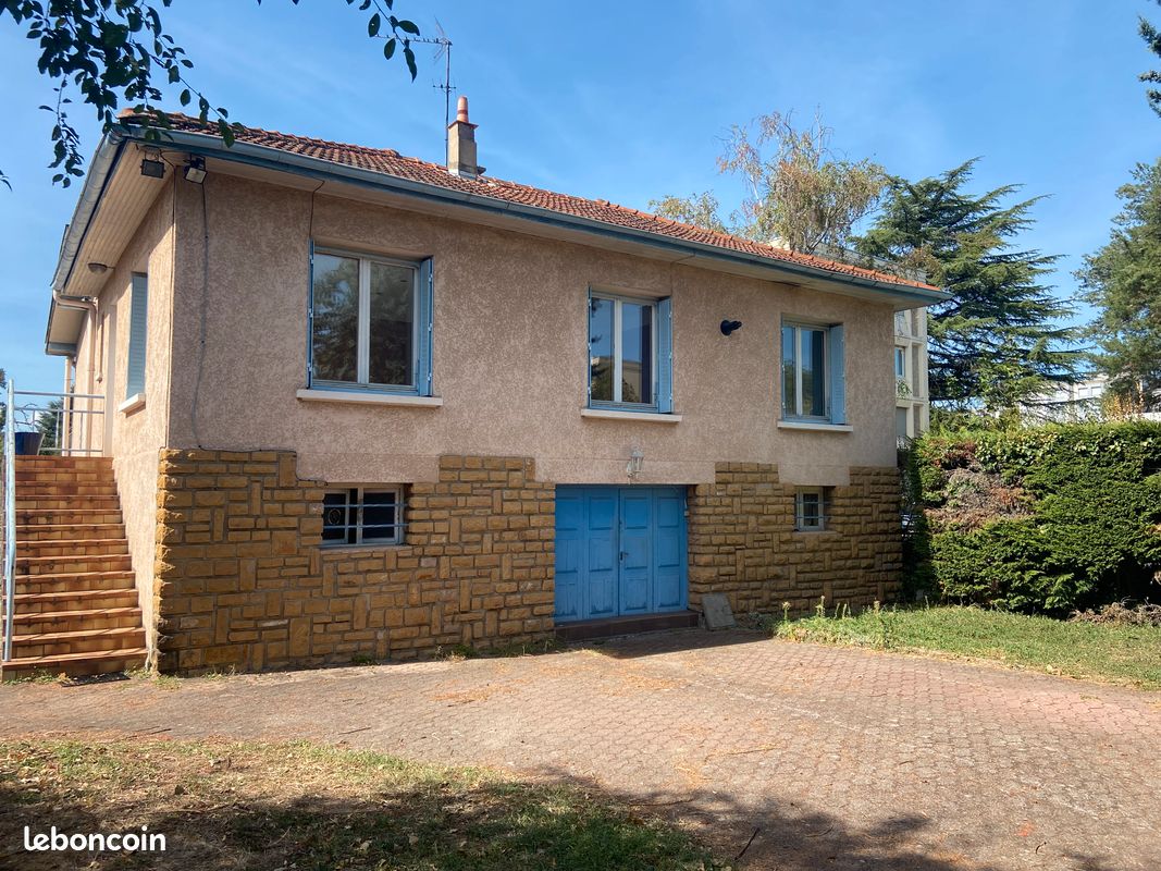 Maison 4 pièces 230 m² · à Francheville · 230 m² · 329 000 €