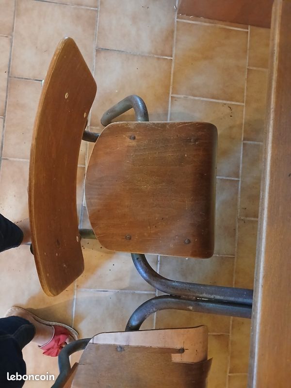 Table d’écolier ancien (image 4)