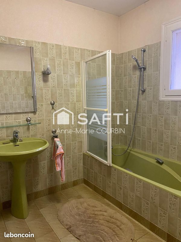Propriété 7 pièces 218 m² (image 8)