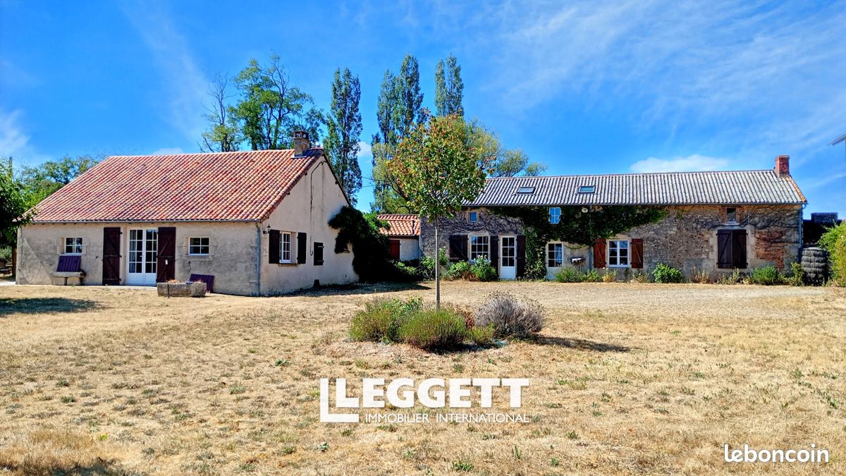 Maison 9 pièces 274 m² · à Sillars · 274 m² · 251 450 €
