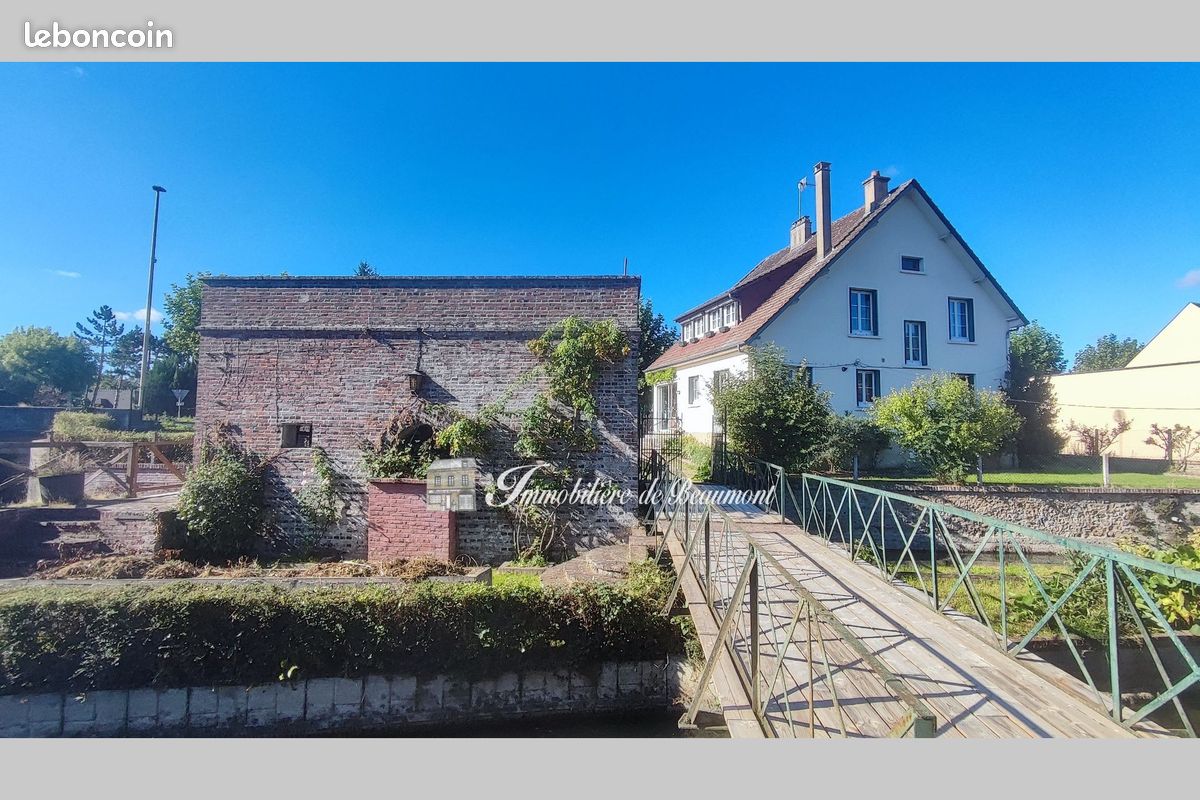 Maison 6 pièces 145 m² · à Beaumont-le-Roger · 145 m² · 246 000 €