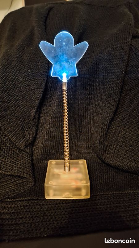 Déco lumineuse sur ressort socle, en forme de fantôme, 23 cm (image 1)