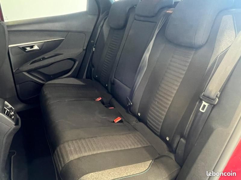 Peugeot 3008 1.2 PureTech 130ch S&S Style EAT8 (image 9)