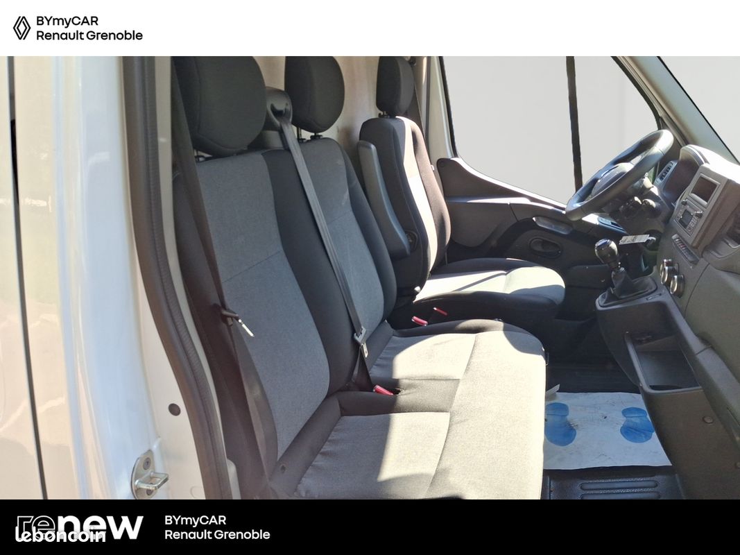 Renault master fgn trac f3500 l2h2 blue dci 135 confort (image 12)