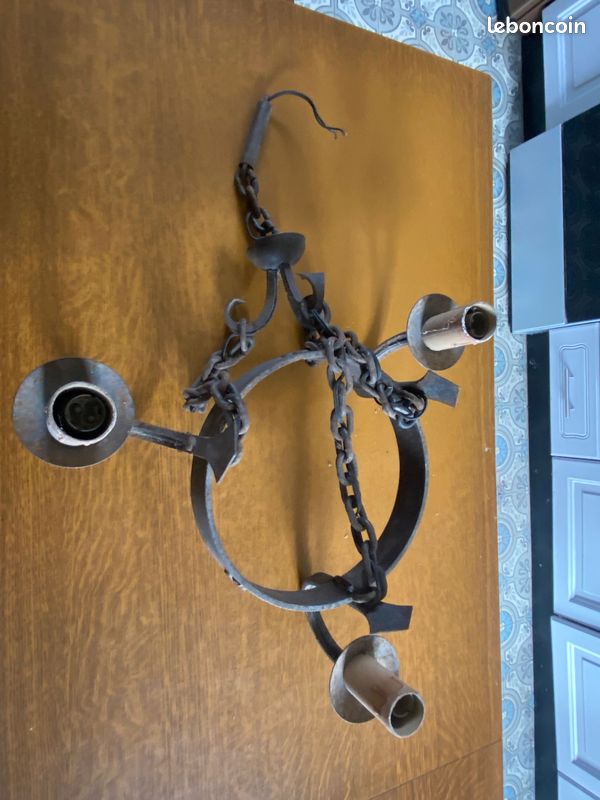 Lot de 3 Lustres en fer forgé et bois (image 2)